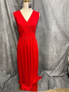 Sleeveless Red V-Neck Maxi Dress